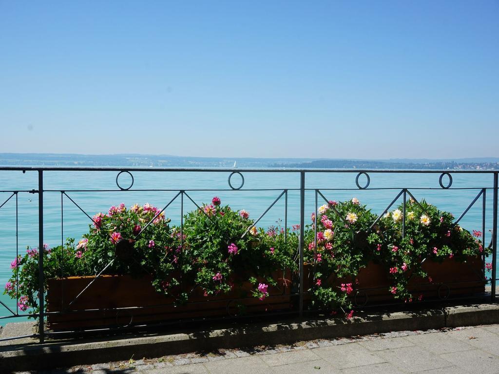 Pension Ins Fischernetz - Maentele Hotel Meersburg Exterior photo